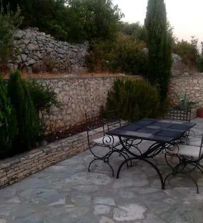 Mediteranian Garden Ferienhaus